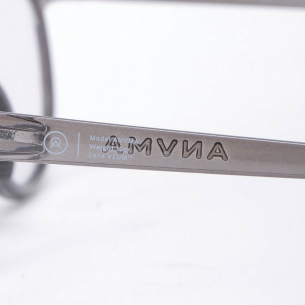 ALBA OPTICS ‐ ANVMA LEI BLK VZUM F-LENS BTL
