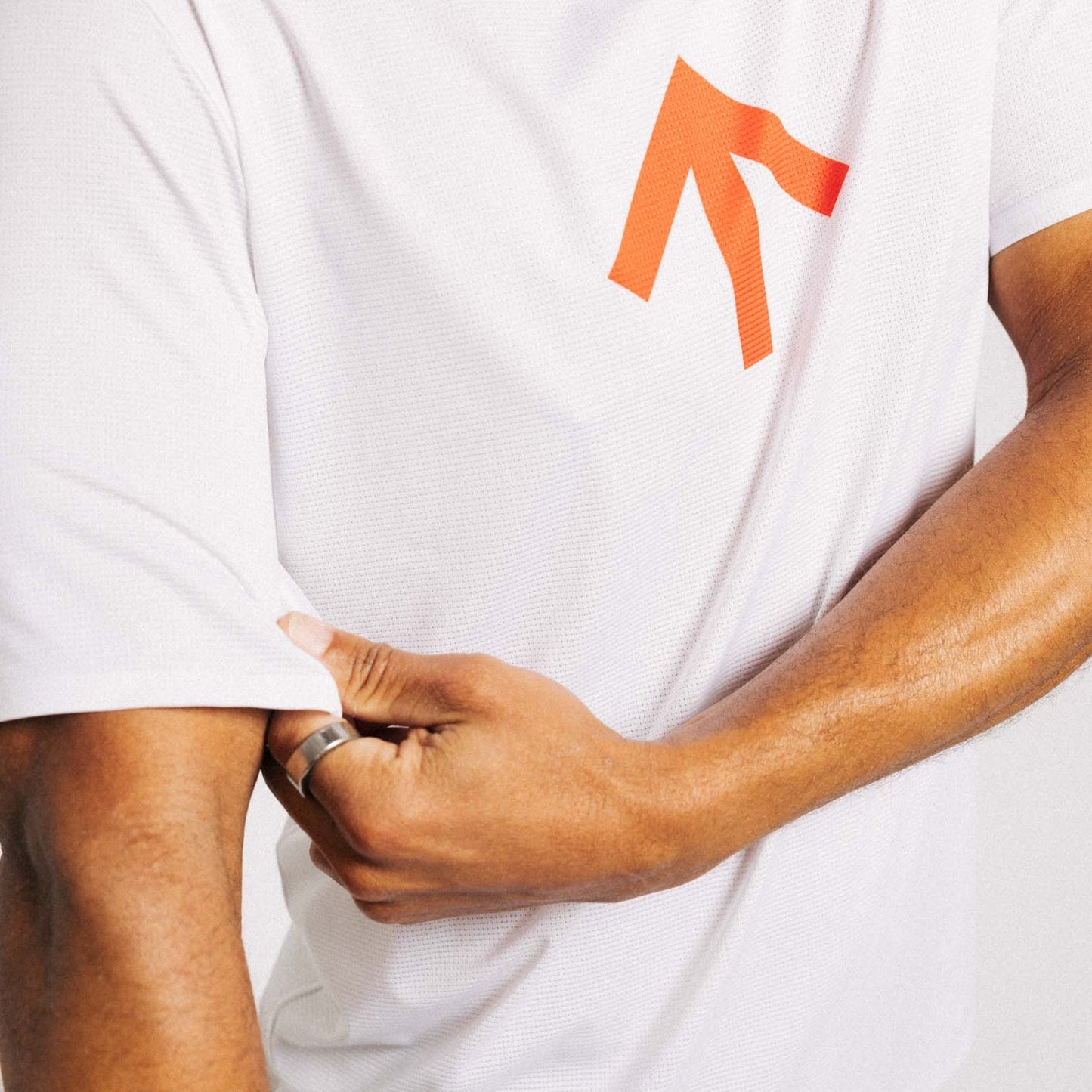 CHANCE - AROW Tee Stitched-White