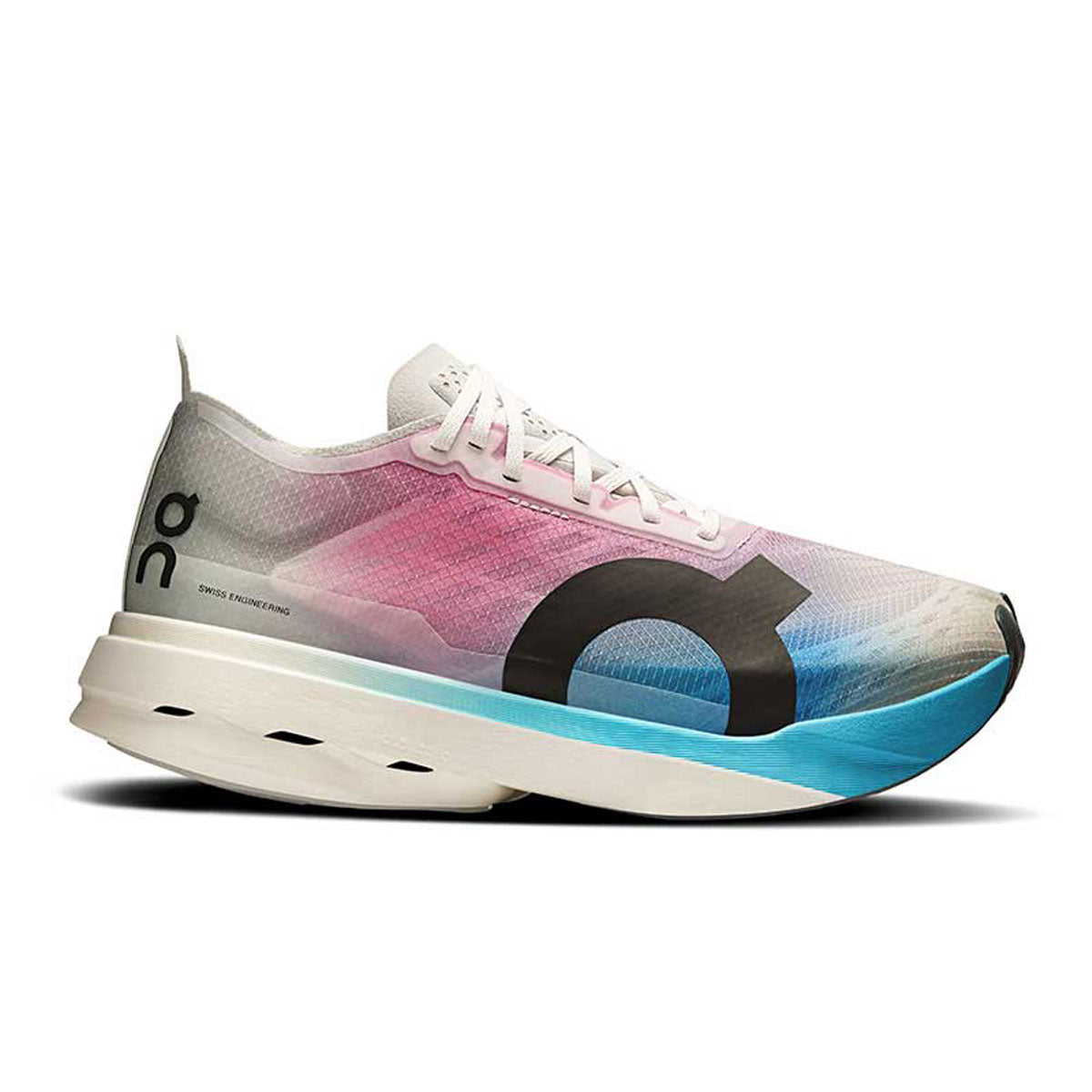 On - Cloudboom Strike W White | Horizon【3WE30473195】