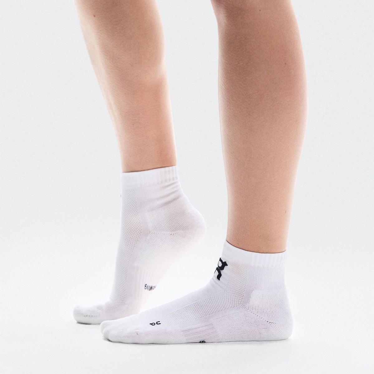 On - Core Run Sock Mid 2P U White 【2UF10070069】