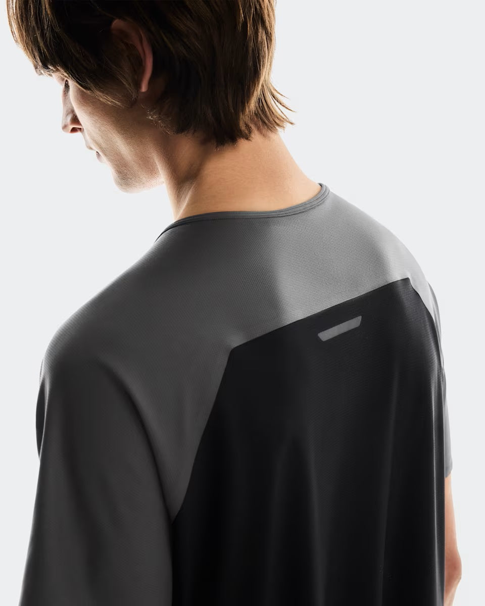 On - Performance-T M Eclipse | Black【1ME10230264】
