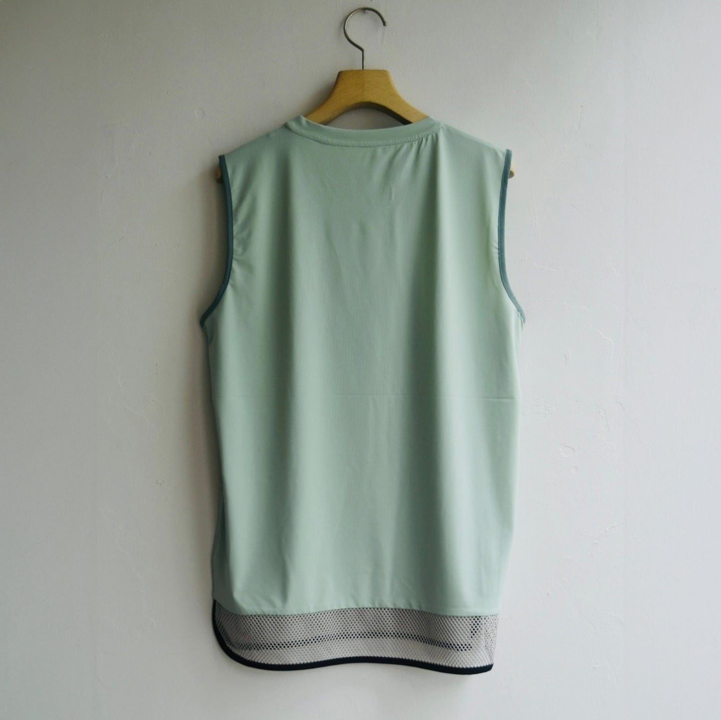 BUDO - Double mesh texture sleeveless グリーン【b25cn111】