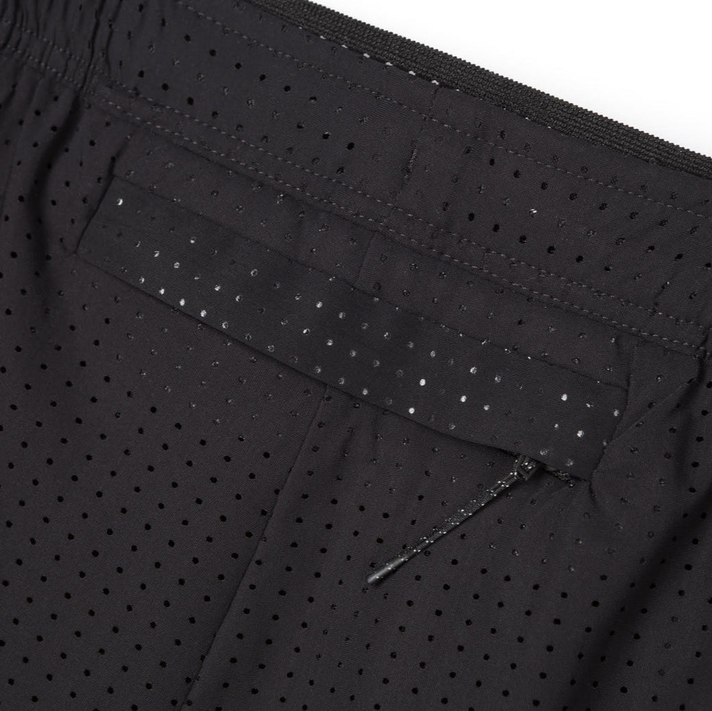 12001-BK Space-O 2.5 Distance Shorts Black