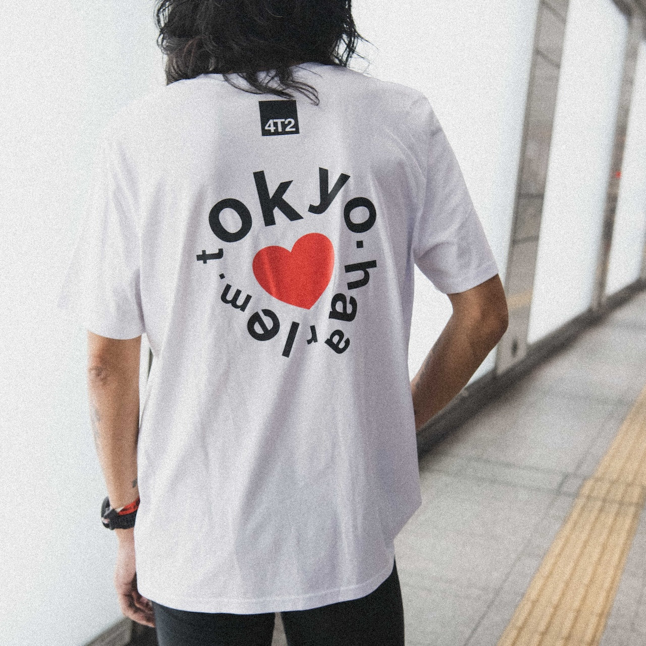 tee downbeat running tokyo love on raw white