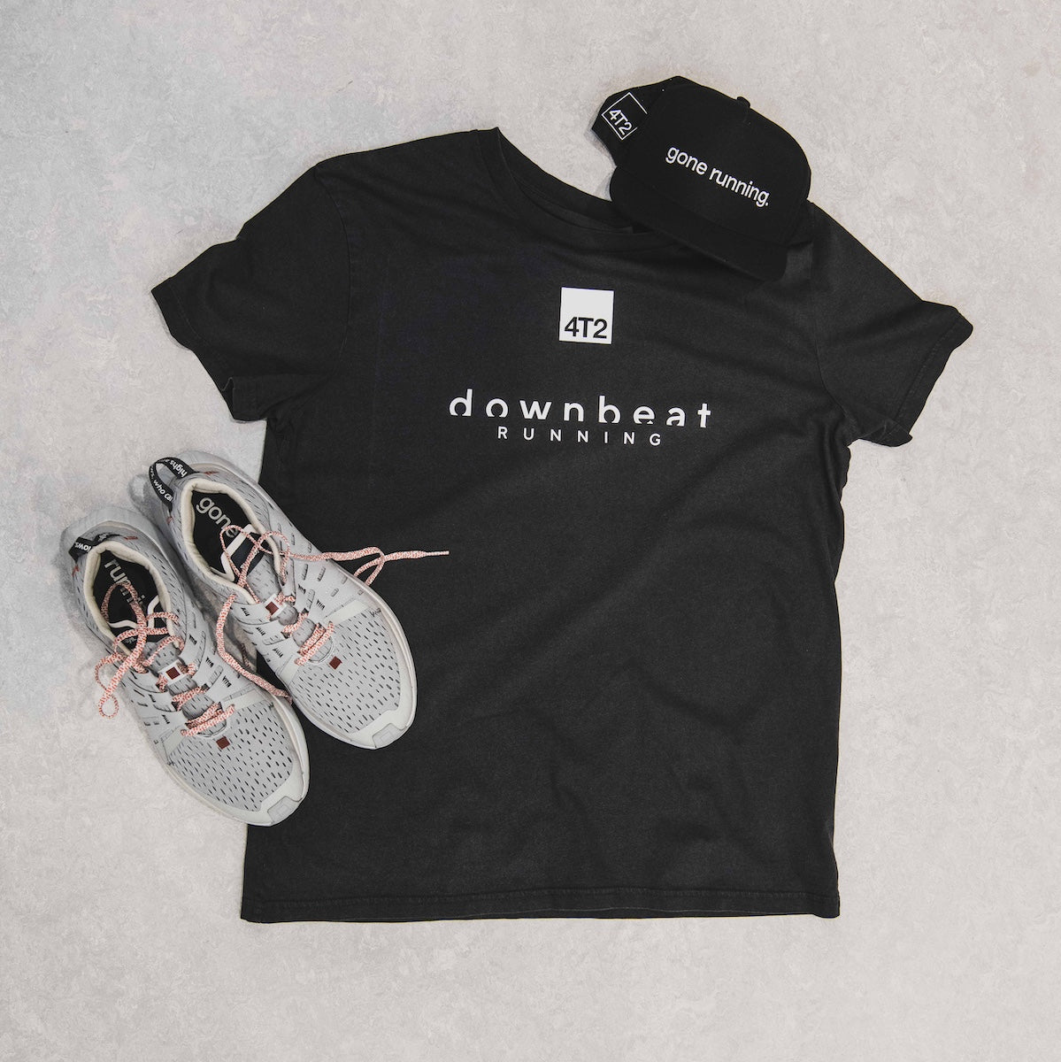 4T2 x downbeat RUNNING Tee