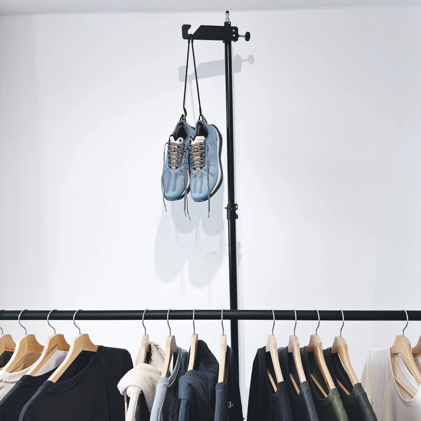 111111-0016 4T2 weekdays kind of blue