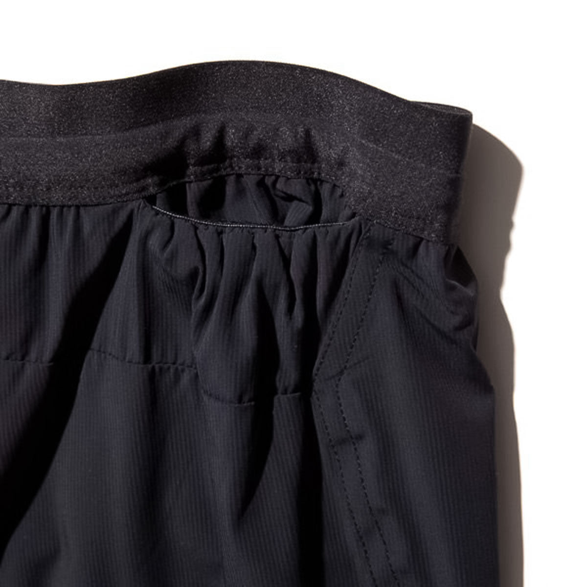 RUN AMOK - ALTA ELITE 【RS372-BLK】