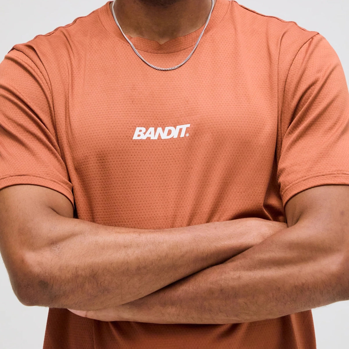 Bandit Running - Men's Micromesh Run Tee RUST【MTPTP002SM25RT】