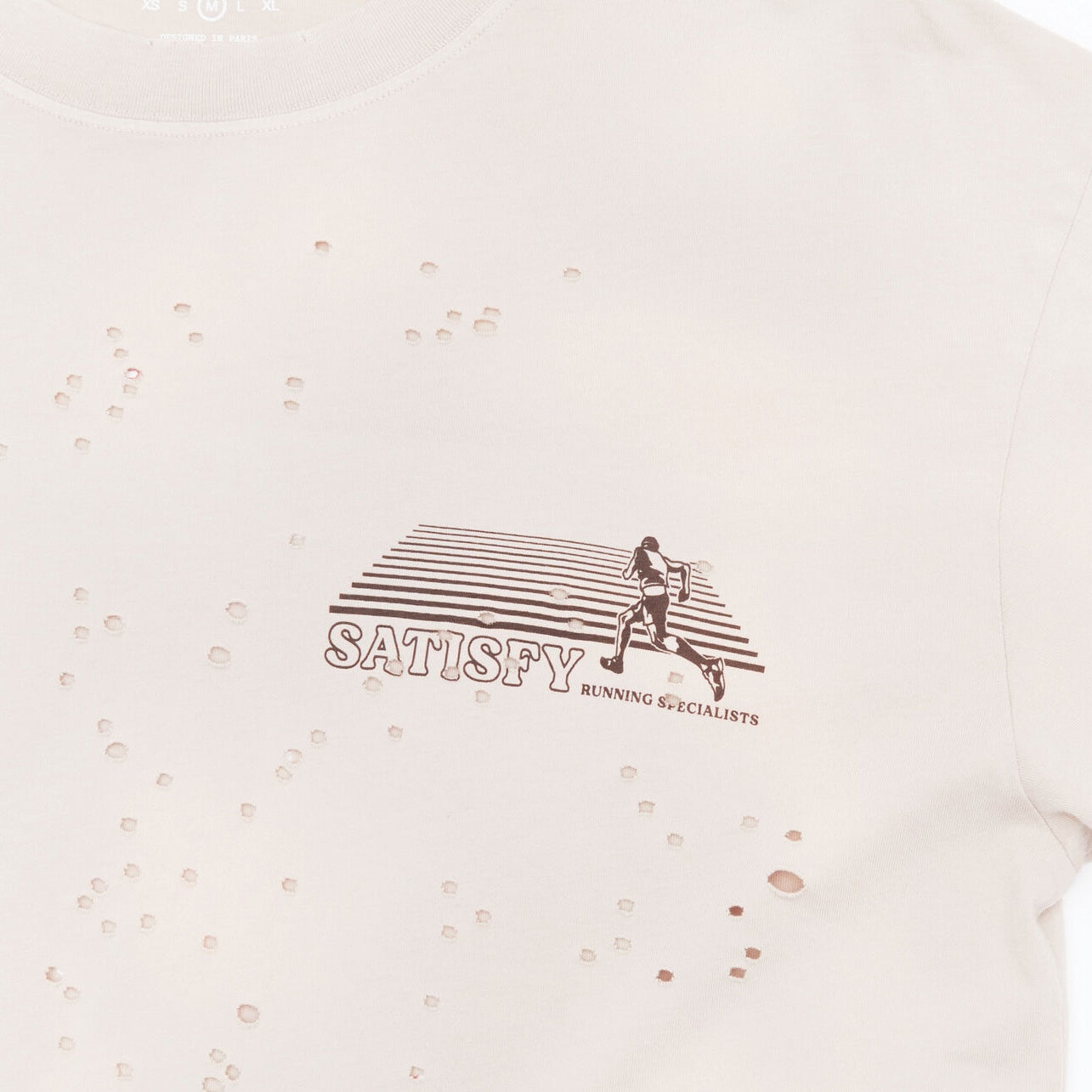 11006-SBS-ARI SATISFY MothTech T-Shirt BleachedSand