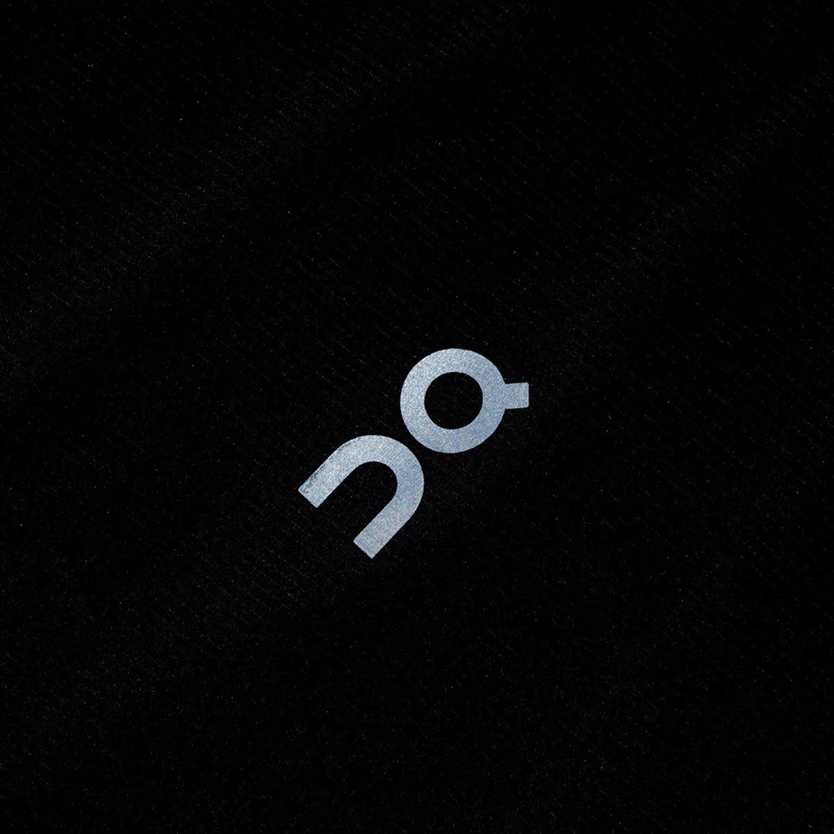 On - Core-T M White 【1ME10430069】