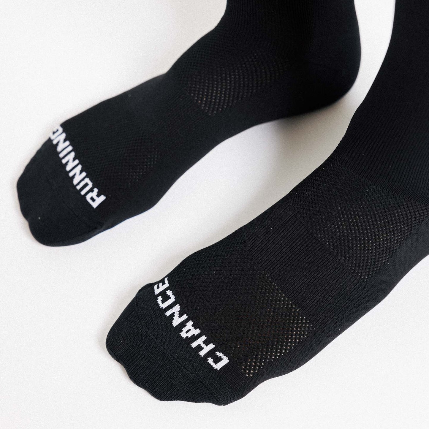 CHANCE Lightweight Sock-Black/White