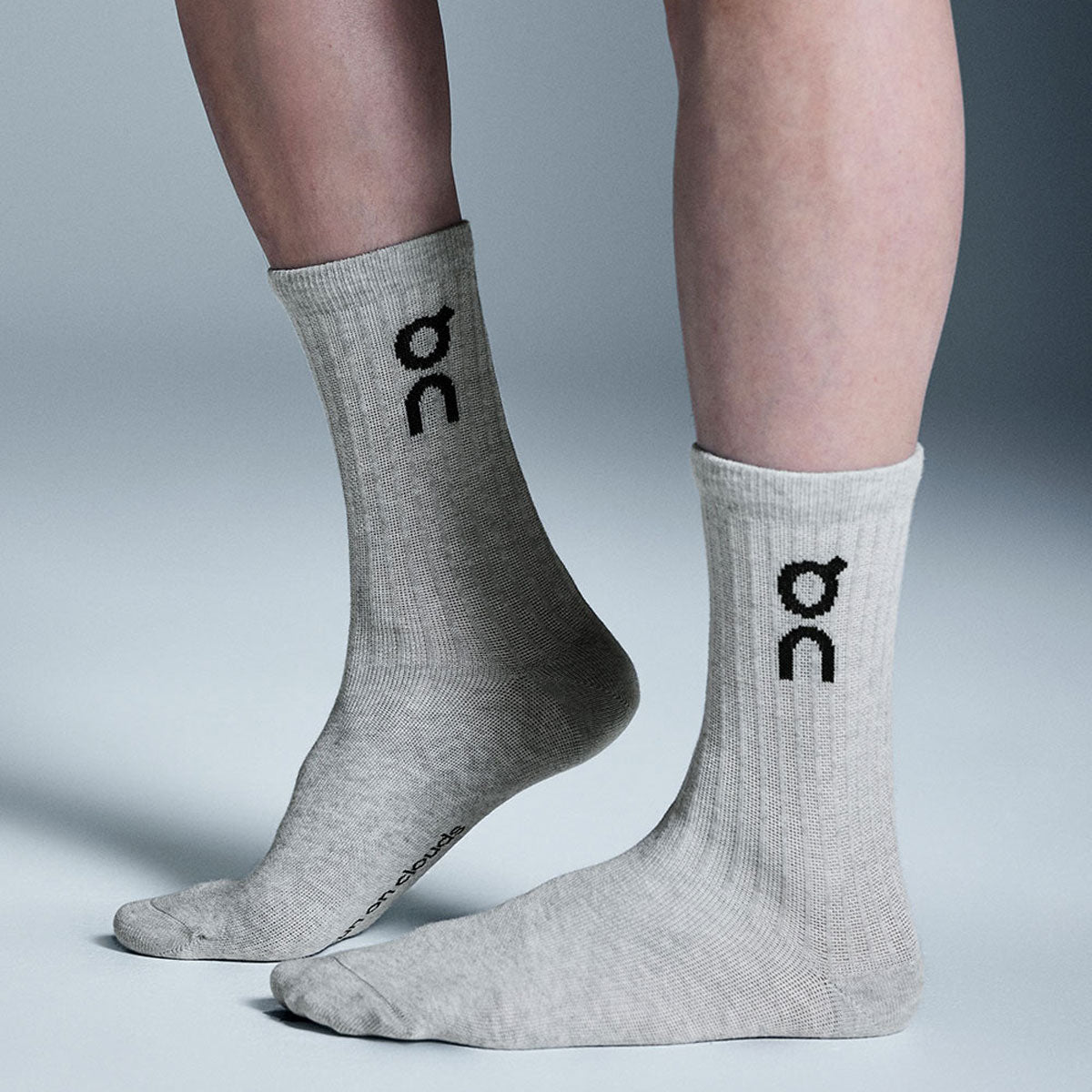 On - Logo Sock High 3P U Heather Gray【2UF10311732】