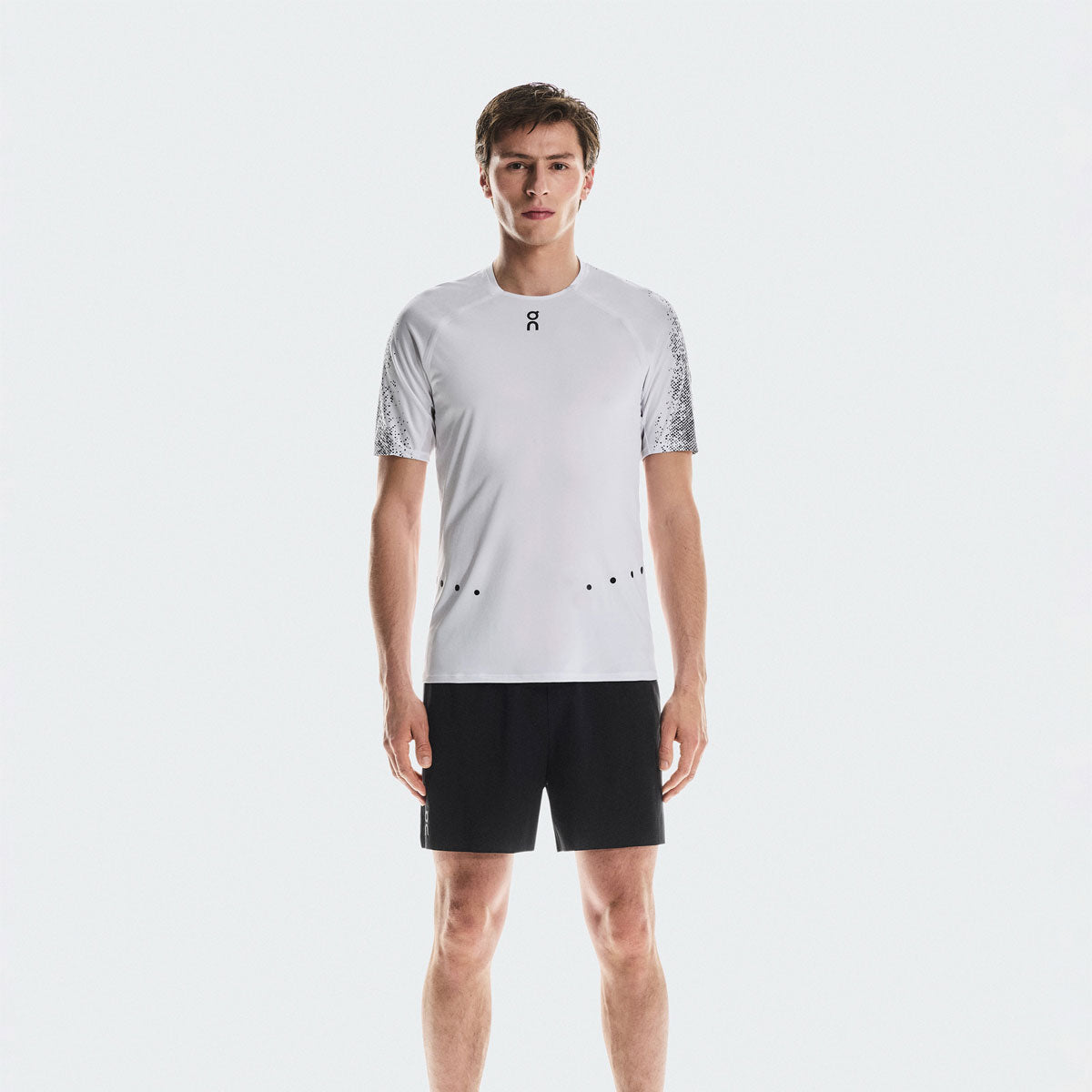 On - Ultra Shorts M Black 【1MF30140553】