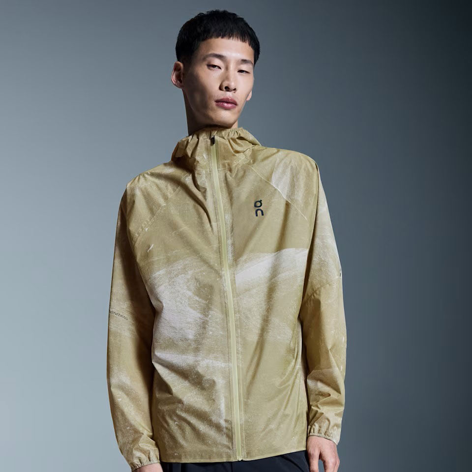 On - Ultra Jacket M White | Caper【1ME11552992】