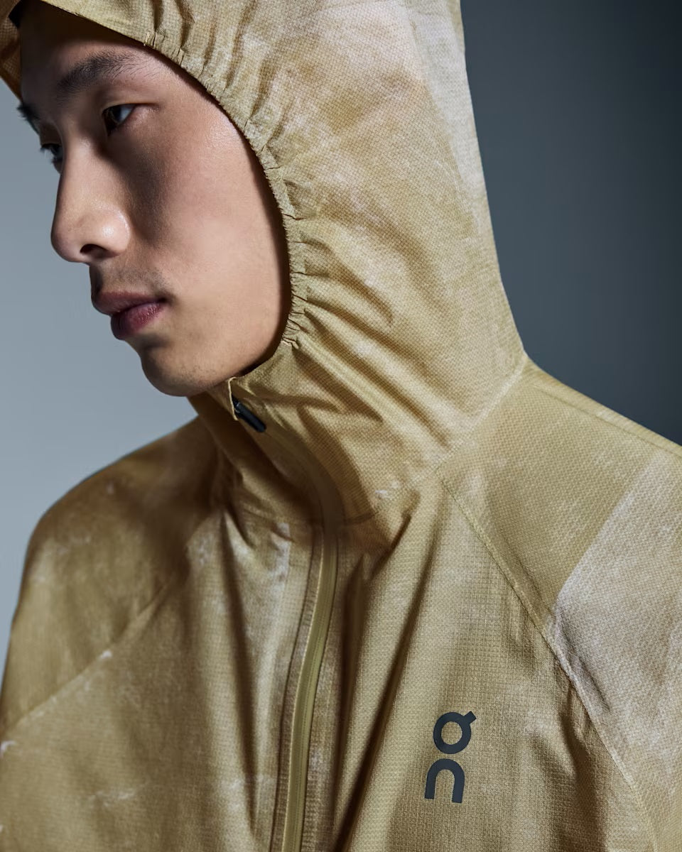 On - Ultra Jacket M White | Caper【1ME11552992】