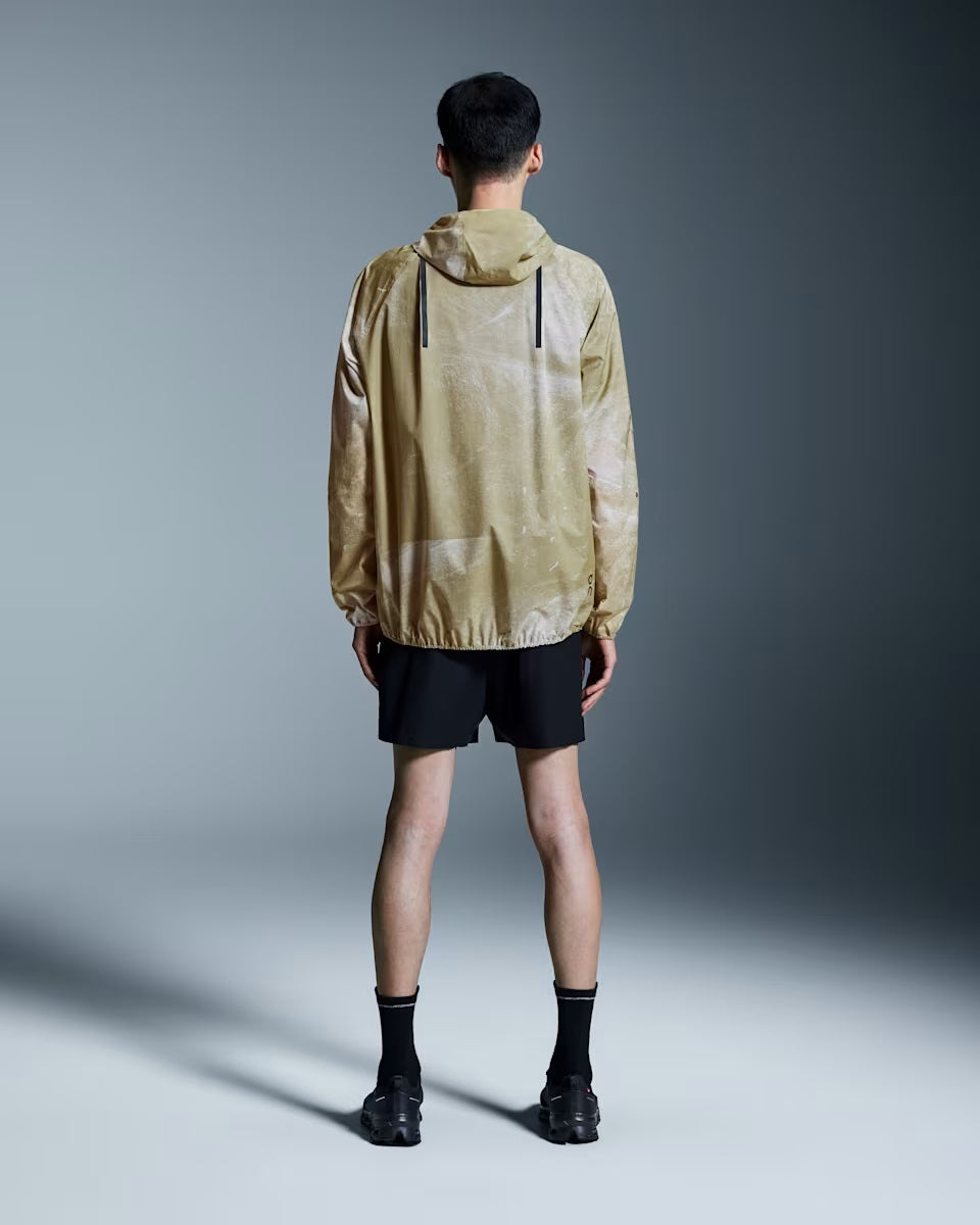 On - Ultra Jacket M White | Caper【1ME11552992】