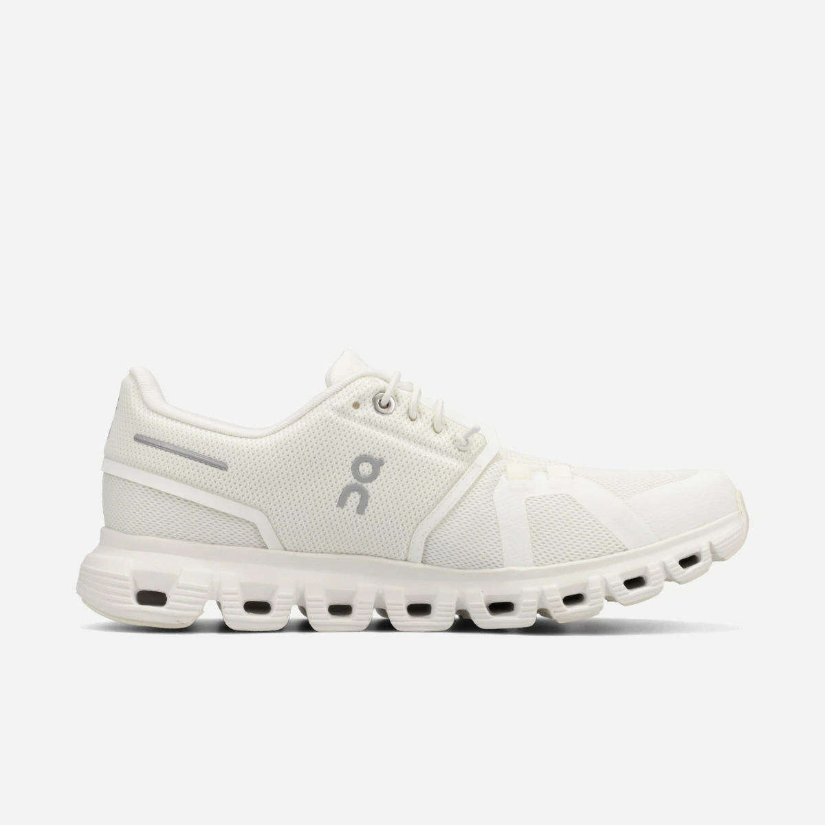 On - Cloud 6 W White | White【3WF10061200】