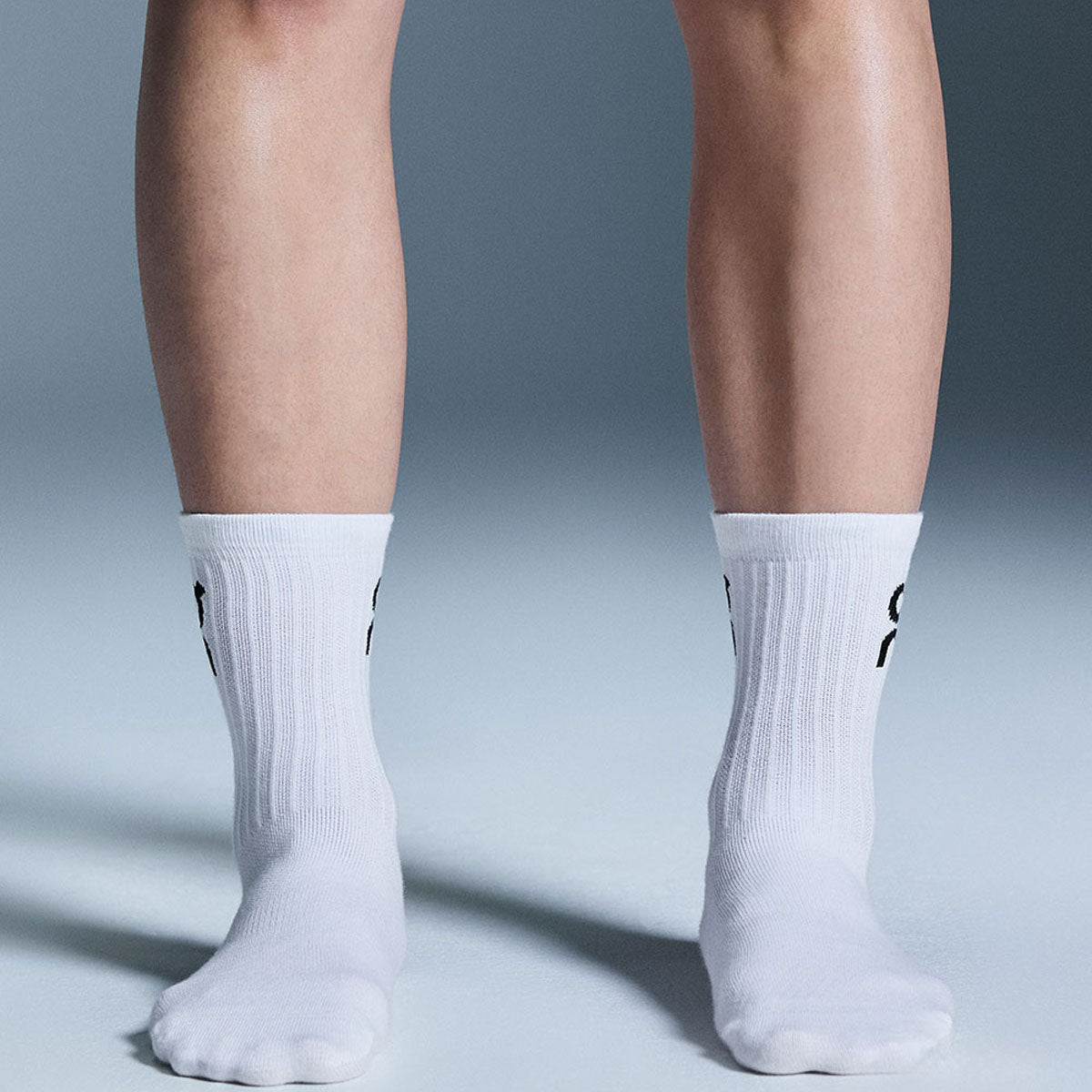 On - Logo Sock High 3P U White【2UF10310069】