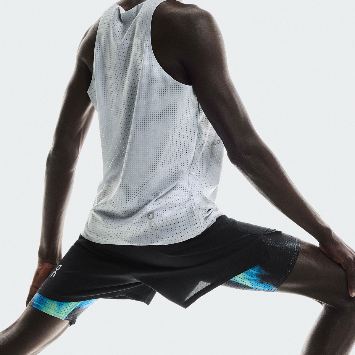 On - Pace Shorts M Black | Horizon 【1MF10813398】