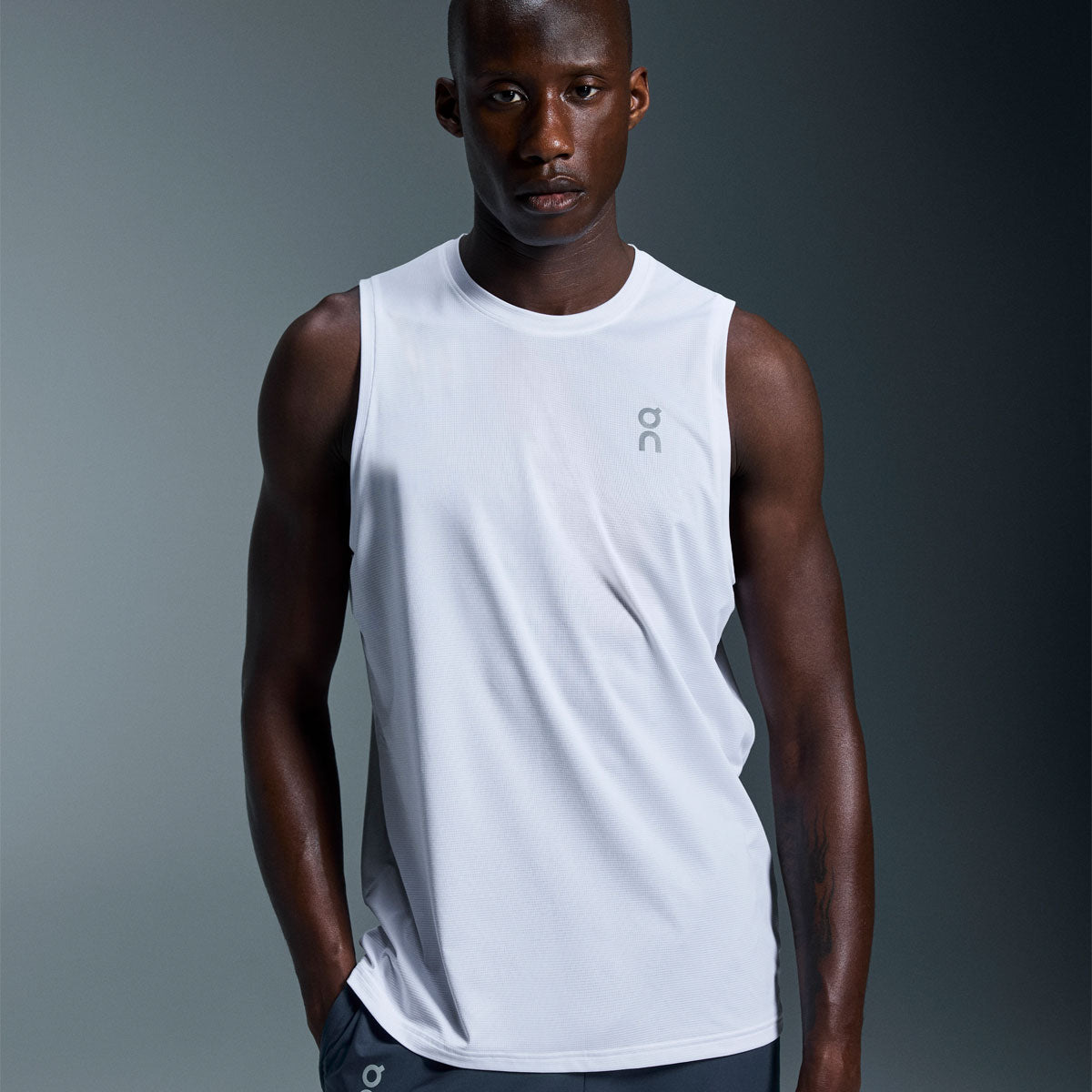 On - Core Tank M White【1ME10760069】
