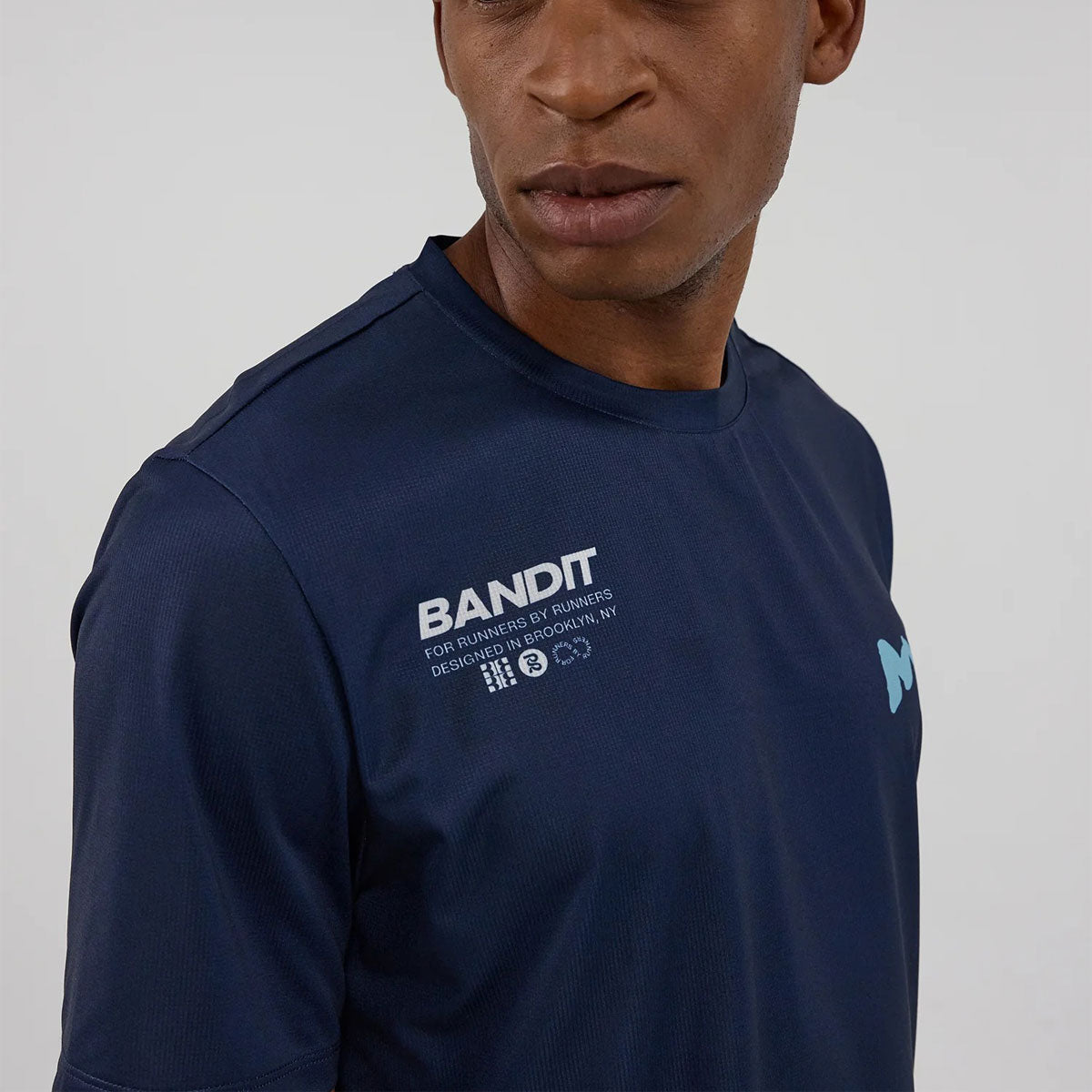 Bandit Running - Drift "NY" Performance Tee 【MTPTP008FL25NN】