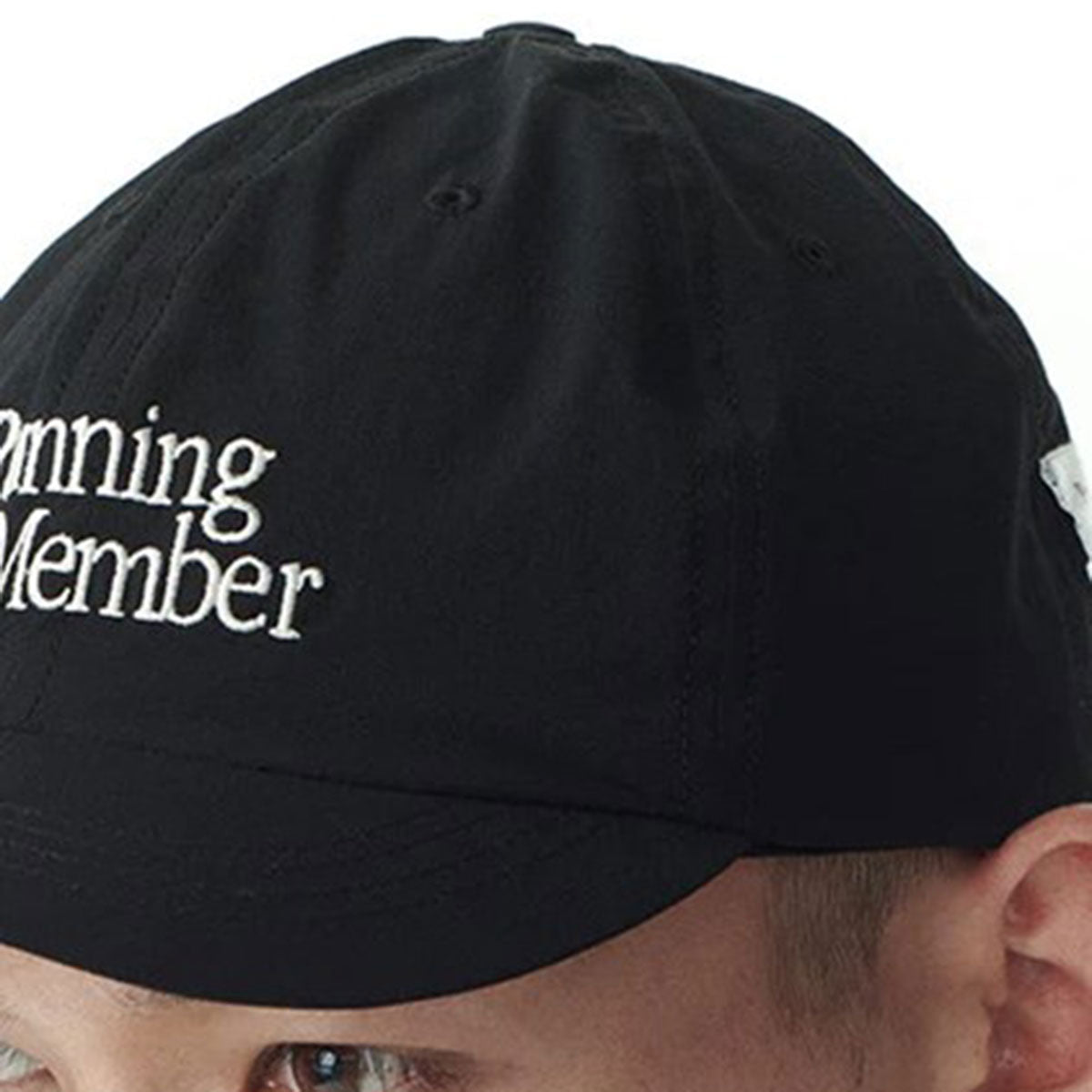 31001-BK-GA SATISFY PeaceShell Running Cap Black