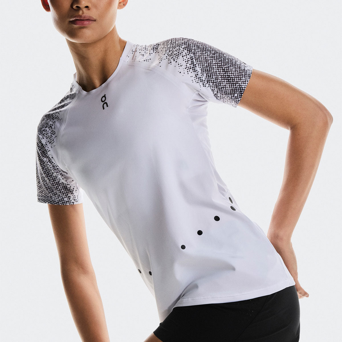 On - Ultra-T W White | Iron 【1WF30140923】