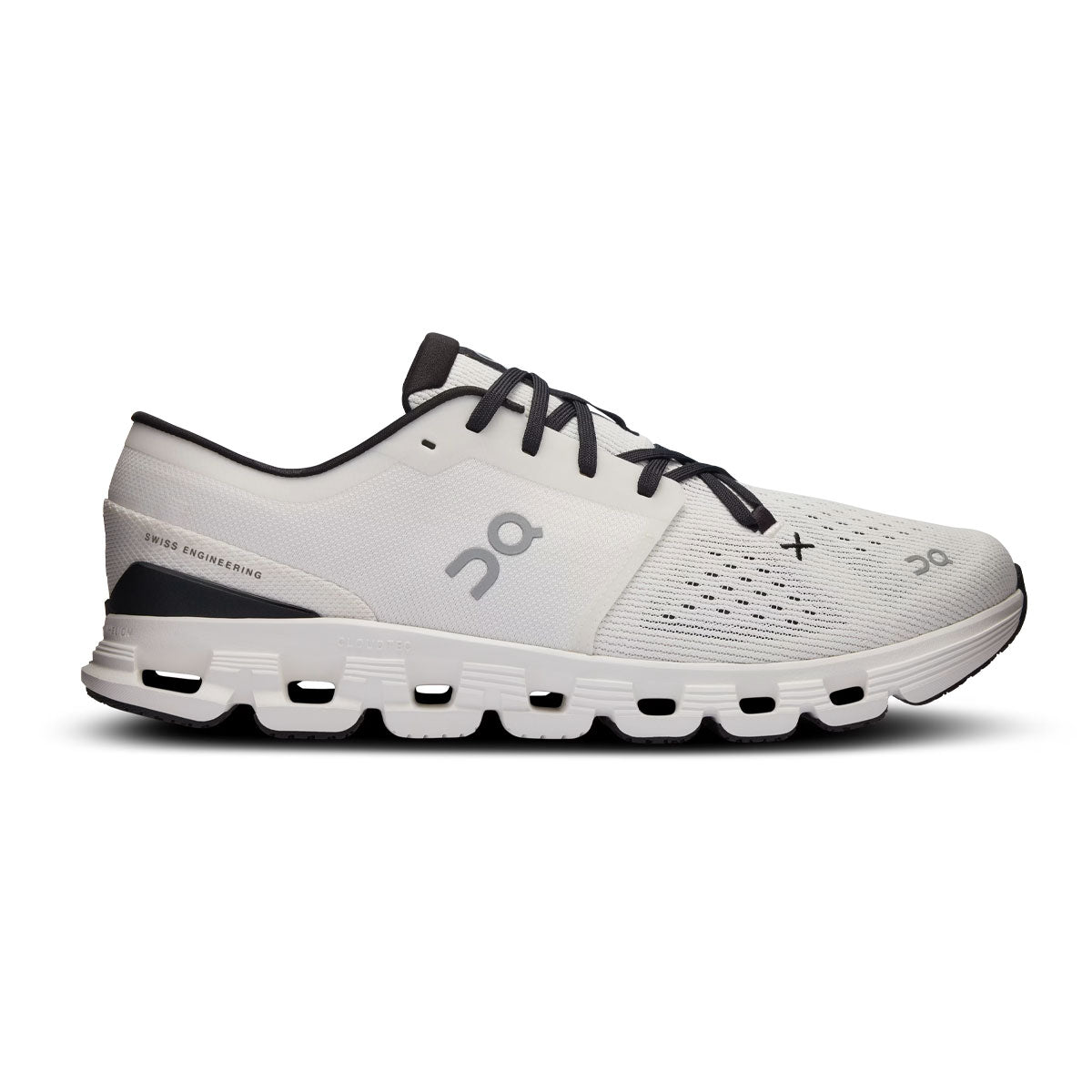 On - MENS Cloud X 4 Ivory | Black-DS 【3ME30040791-DS】