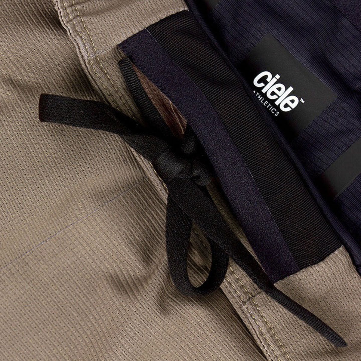 Ciele Athletics - M RDSHORT Rain 【4105220631252】