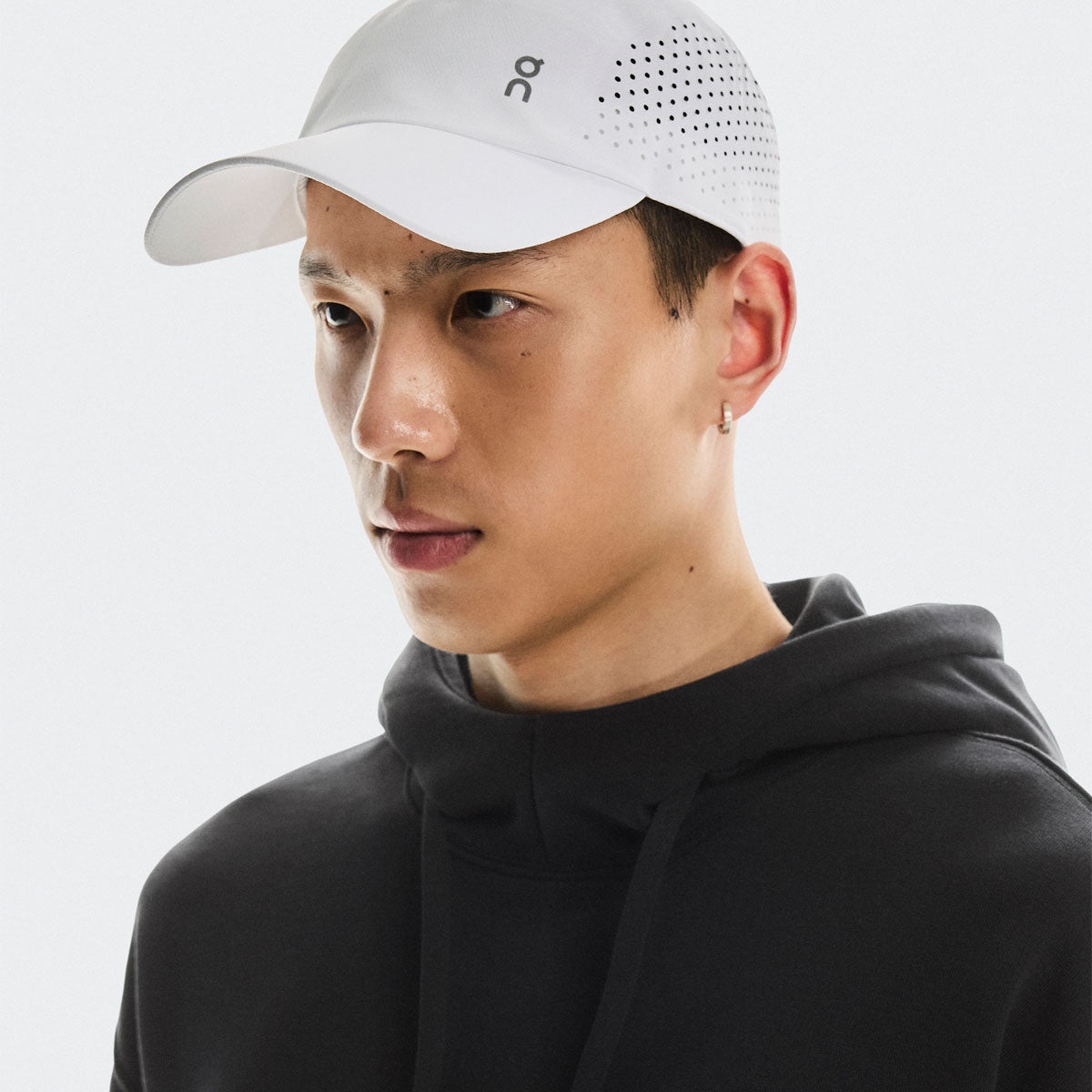 On - Lightweight Cap U White【2UF10330069】
