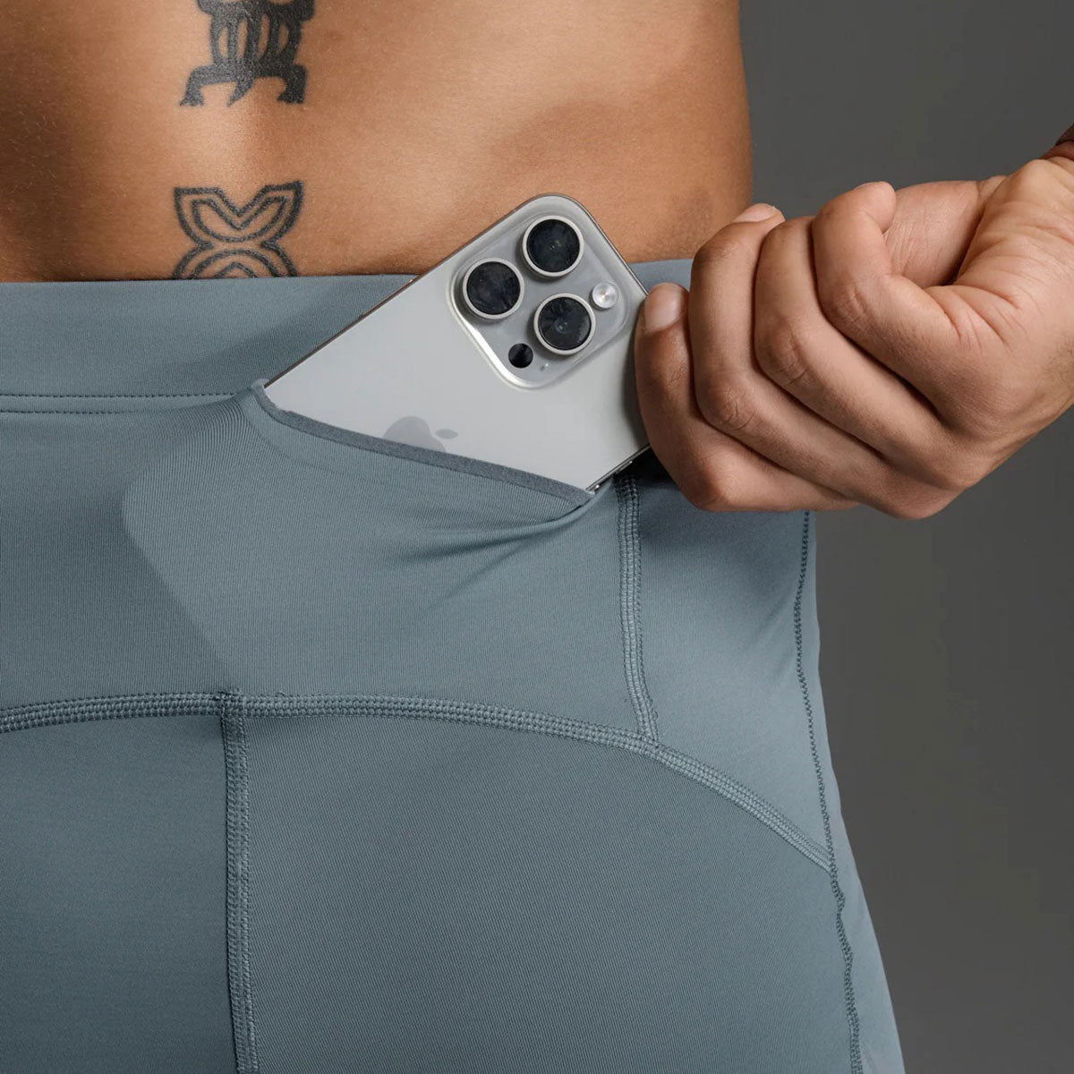 2XU - LIGHT SPEED COMPRESSION SHORT DSG/DSF 【MA5331B】