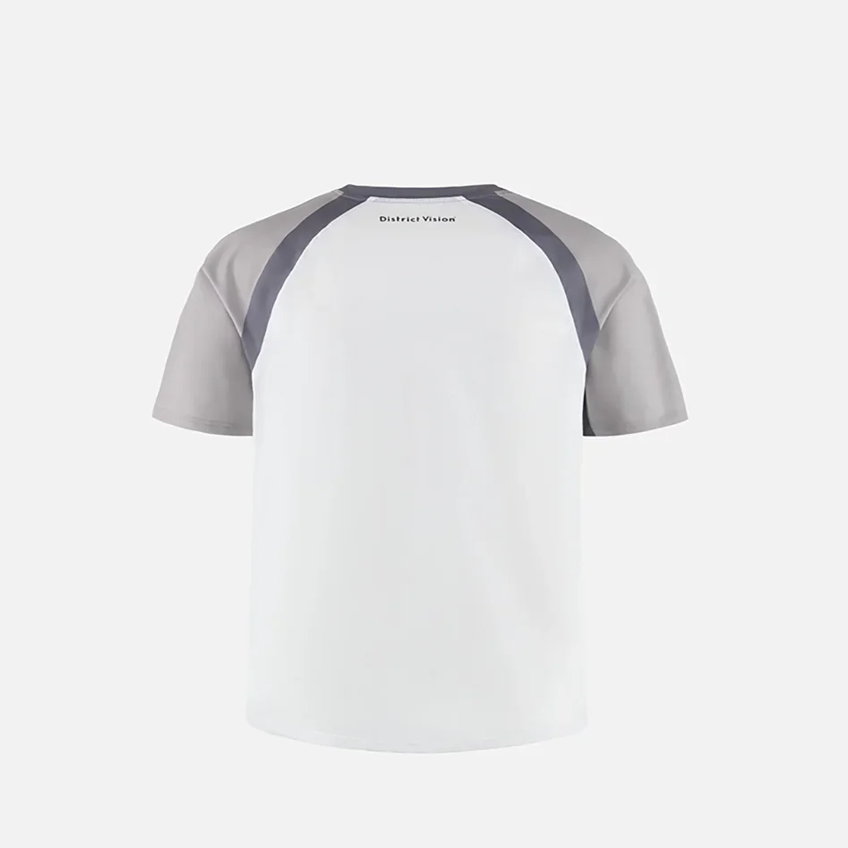 MR7359a 2XU×DV Ultralight Desert Tee WHT/ULG