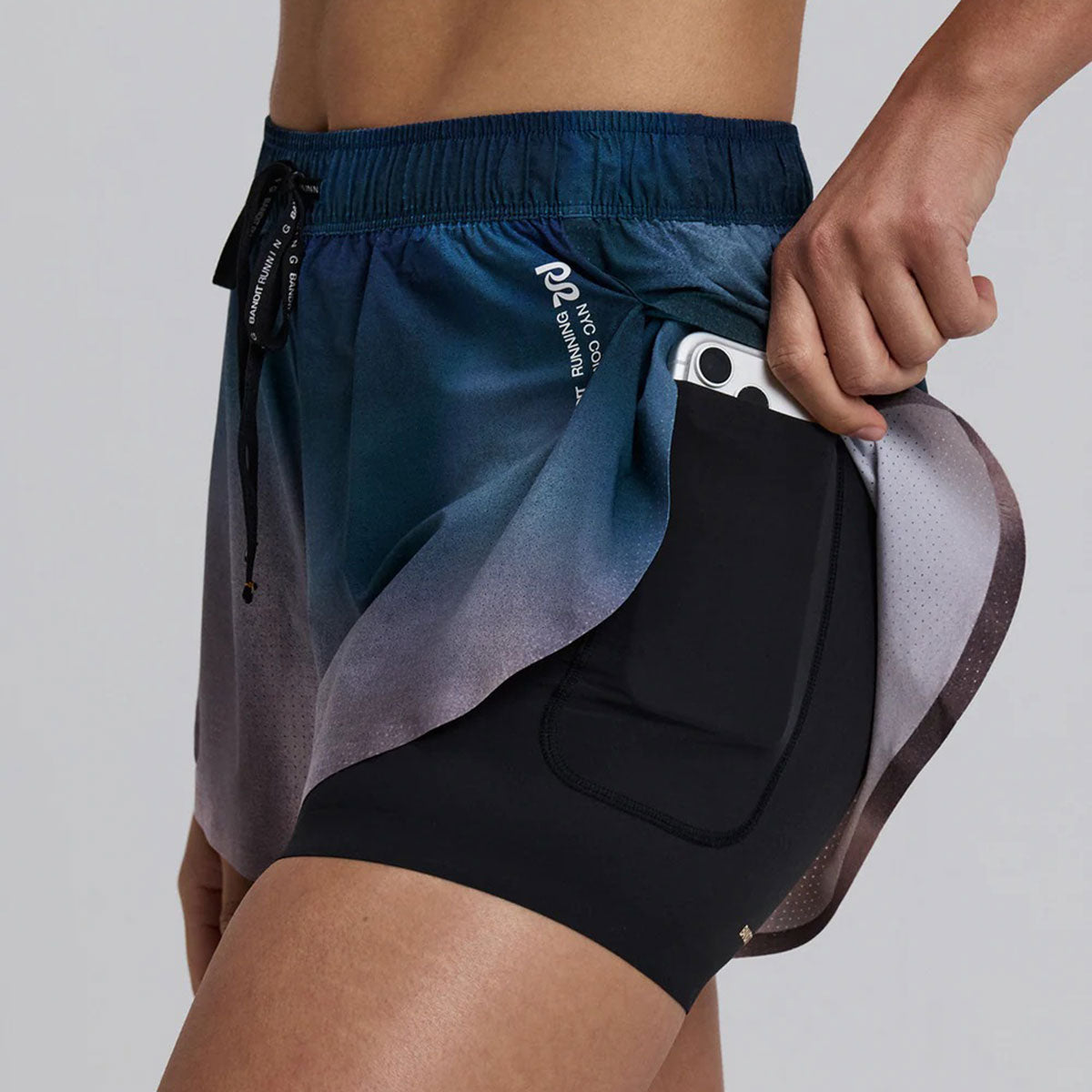 Bandit Running - Vento Women’s 2-in-1 Short Aegean Blue Wave Print【WBRSP004SP26AWO】