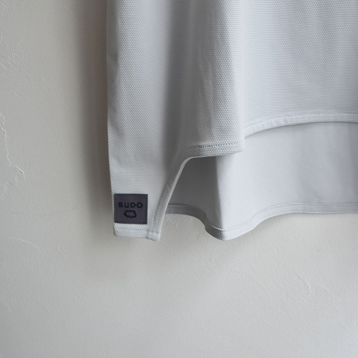 BUDO - Mountain Pass top RED LIGHT GAY DEEP GREY【b25cn108a】