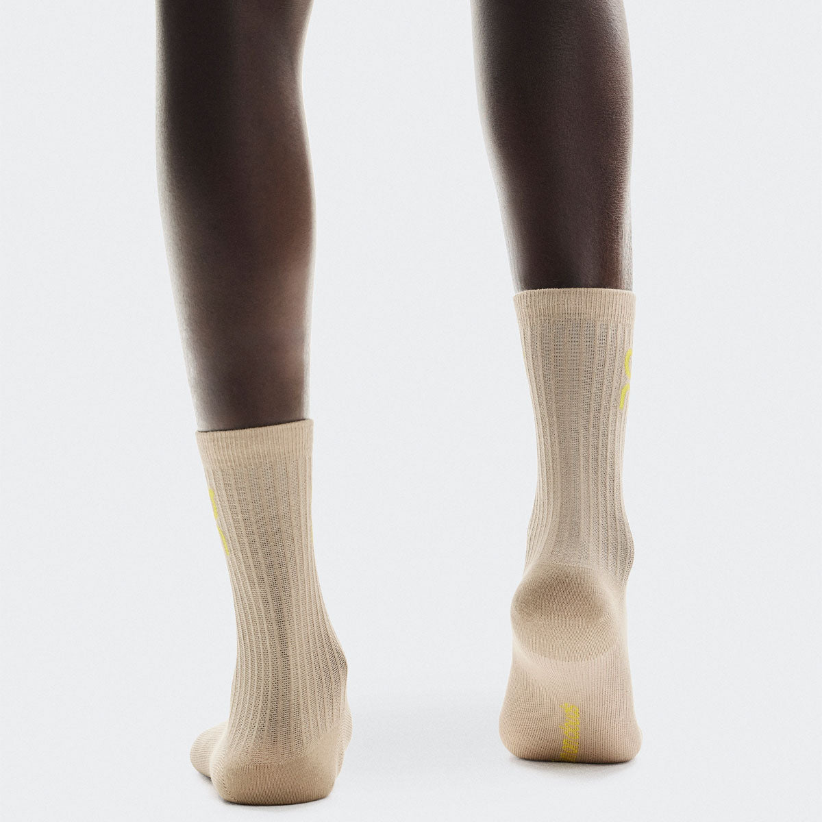 On - Logo Sock High 3P U Desert | Wash【2UF10313890】