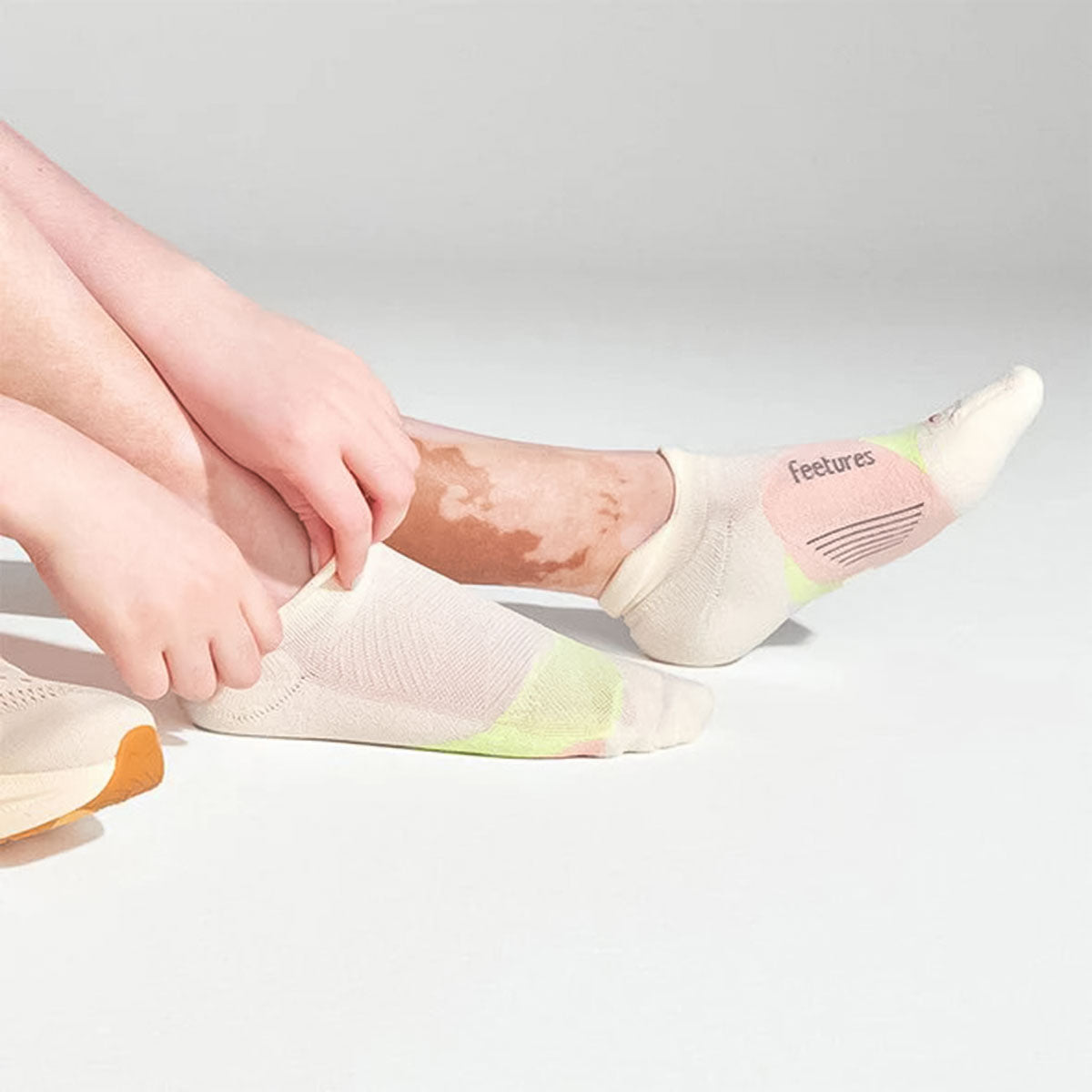 Feetures - ELITE LIGHT CUSHION NO SHOW TAB Sandy Melon 【4400030166251】