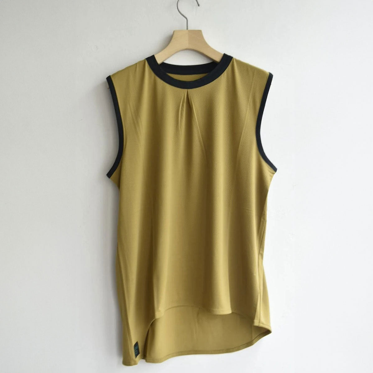 BUDO - Mountain Pass top Sleeve_Less Yellow ocher 【B20CN214】