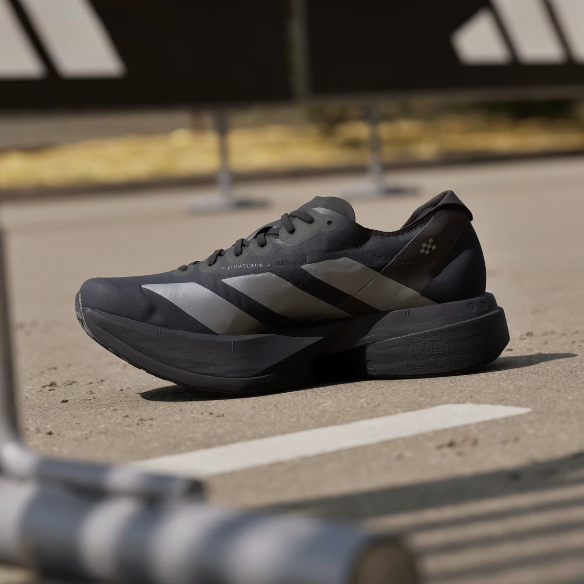 adidas - ADIZERO ADIOS PRO 4 M Core Black/Iron Metallic/Carbon【JR4887】