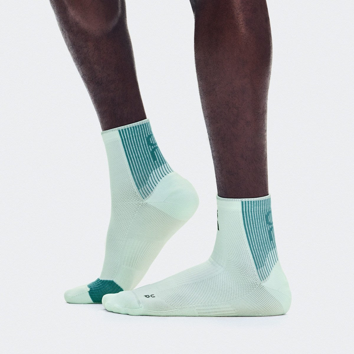 On - Performance Run Sock Mid U Flurry | Storm 【2UF10055543】