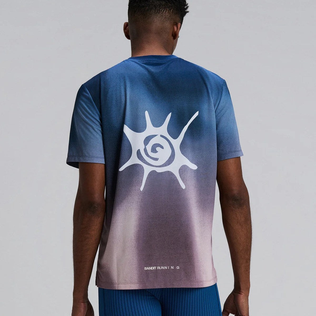 Bandit Running - Men’s Specter Performance Tee - Flow State Aegean 【MTPTP004SP26TBW】