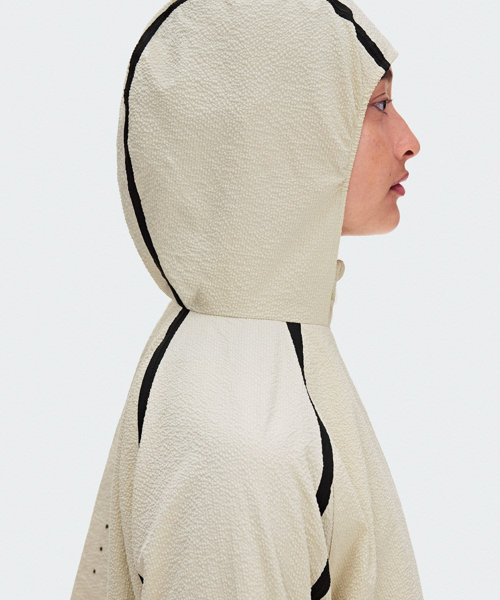 On - Performance Volt Jacket W Hare 【1WG30734993】