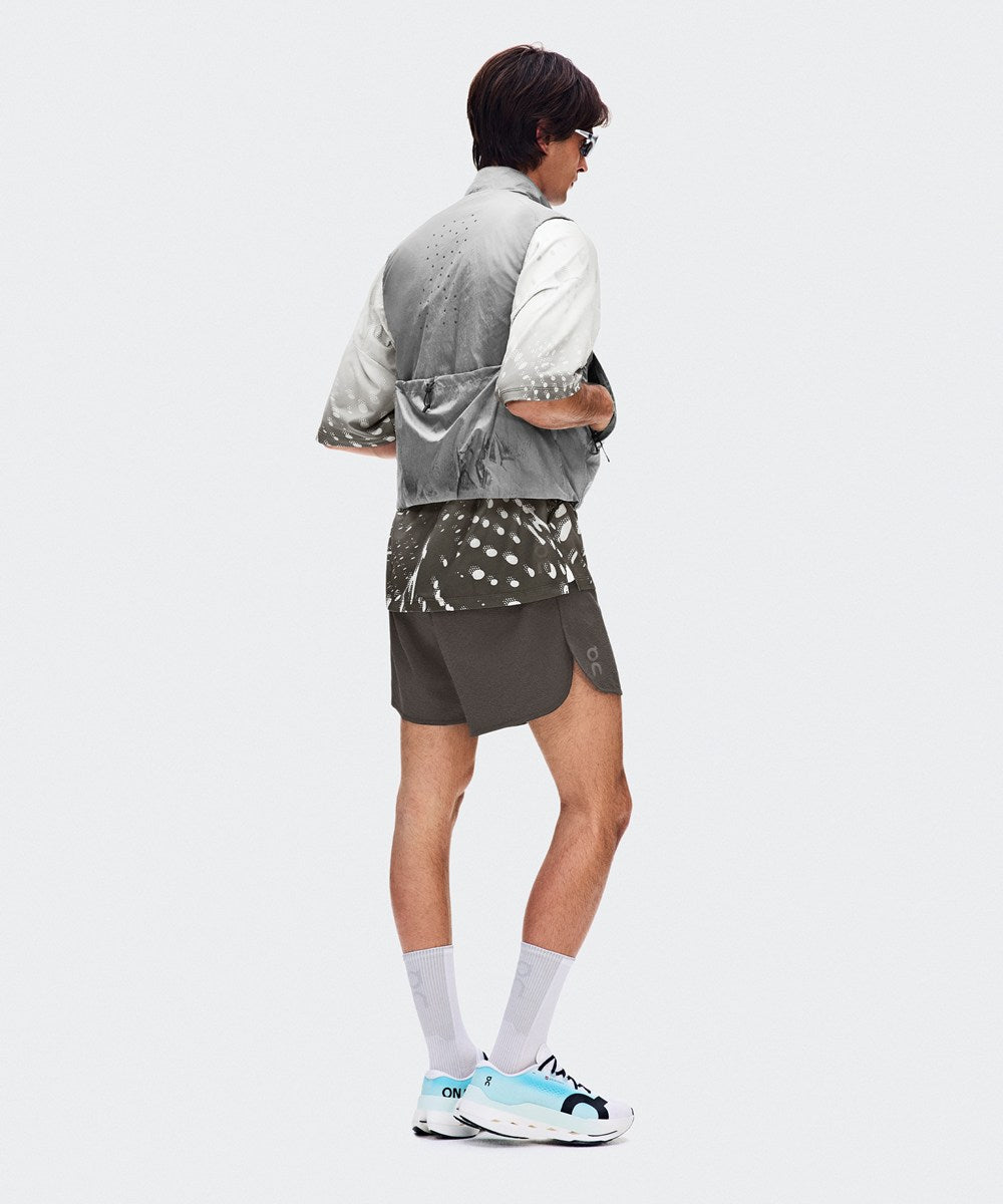 On ‐ Performance Volt Vest M Glacier 【1MG30670561】