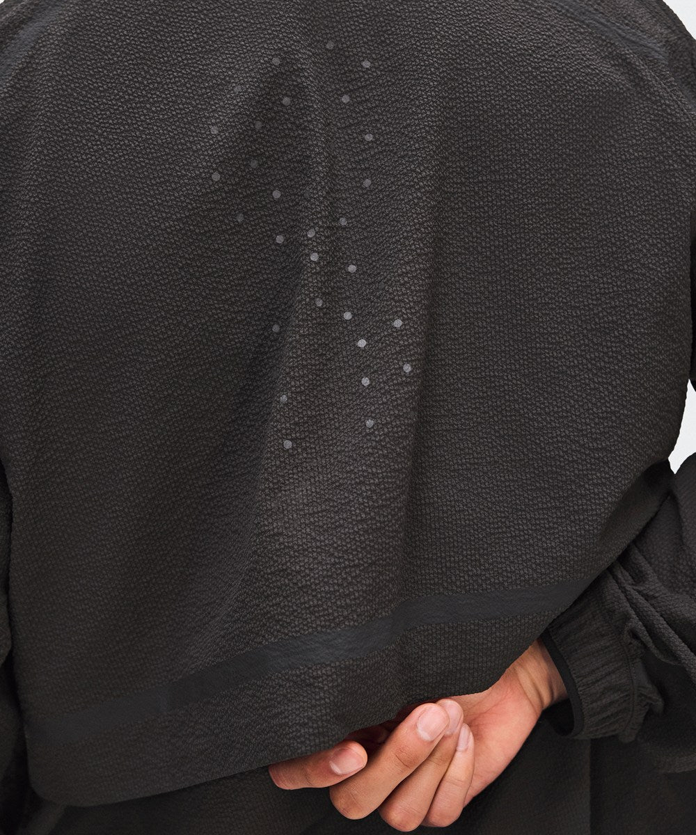 On - Performance Volt Jacket M Espresso 【1MG30664959】