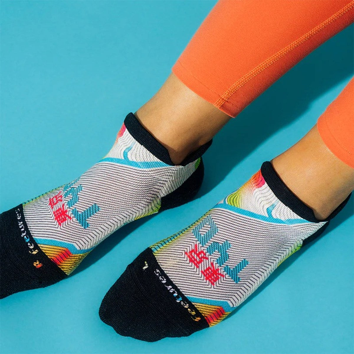 FEETURES - ELITE LIGHT CUSHION NO SHOW TAB Tokyo26 【4400030219261】