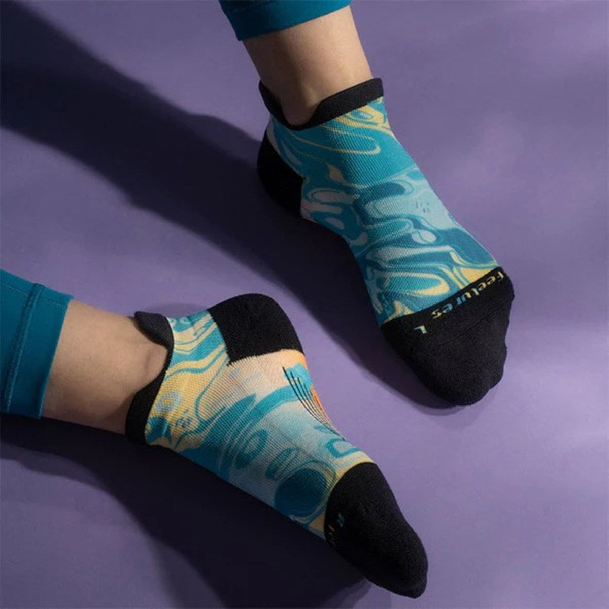 FEETURES - ELITE LIGHT CUSHION NO SHOW TAB Sunrise Lagoon 【4400030195252】