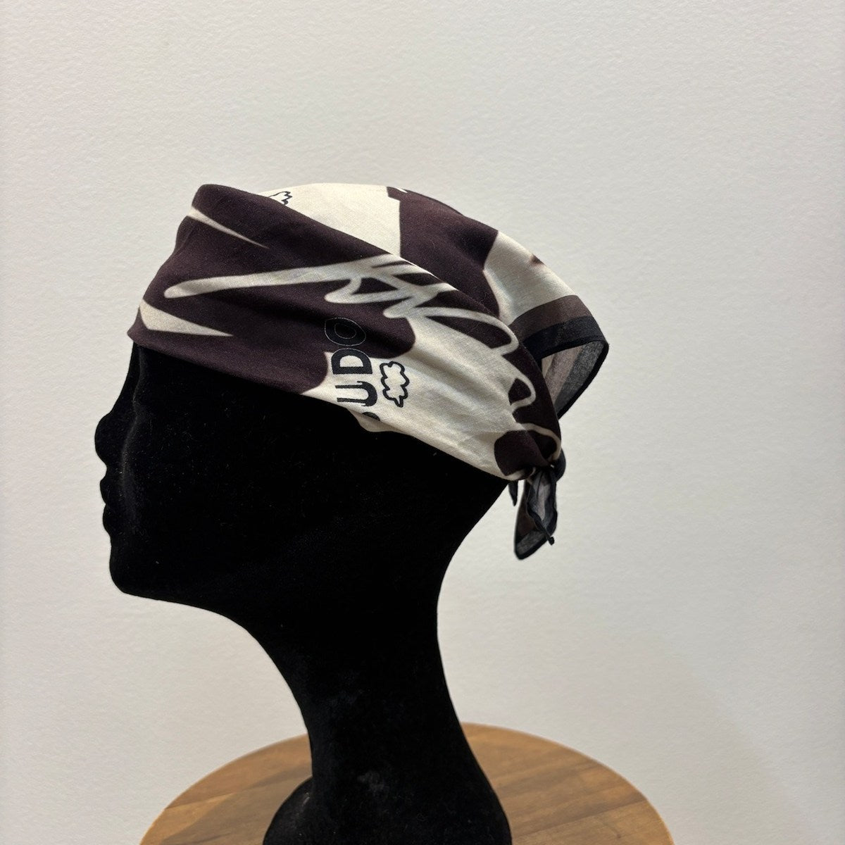 BUDO - friends pattern bandana Shadow 【B26BD201】